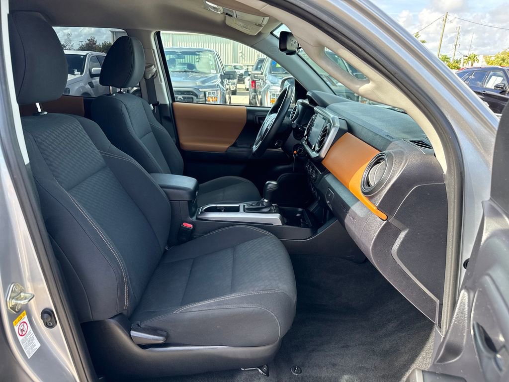 Used 2020 Toyota Tacoma SR5 image 23