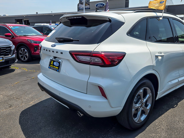 Certified 2024 Ford Escape ST-Line w/ Tech Pack #1 FWD image 7