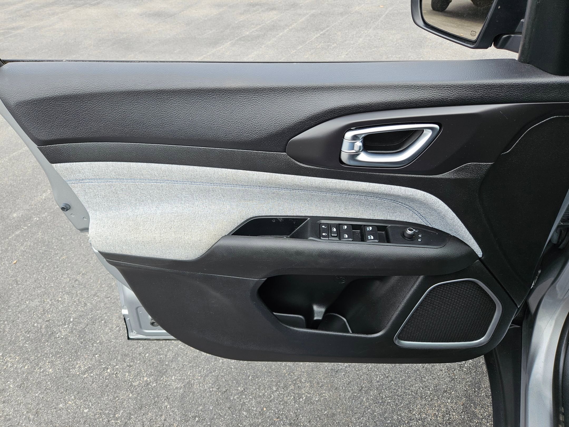 Used 2022 Jeep Compass Latitude w/ Convenience Group image 6