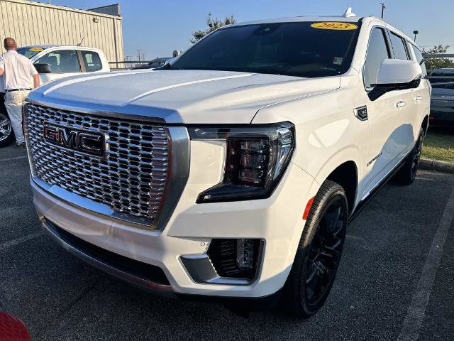 Used 2023 GMC Yukon XL Denali w/ LPO, Floor Liner Package AWD/4WD image 5