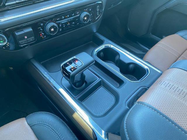 Used 2025 Chevrolet Silverado 1500 High Country image 22