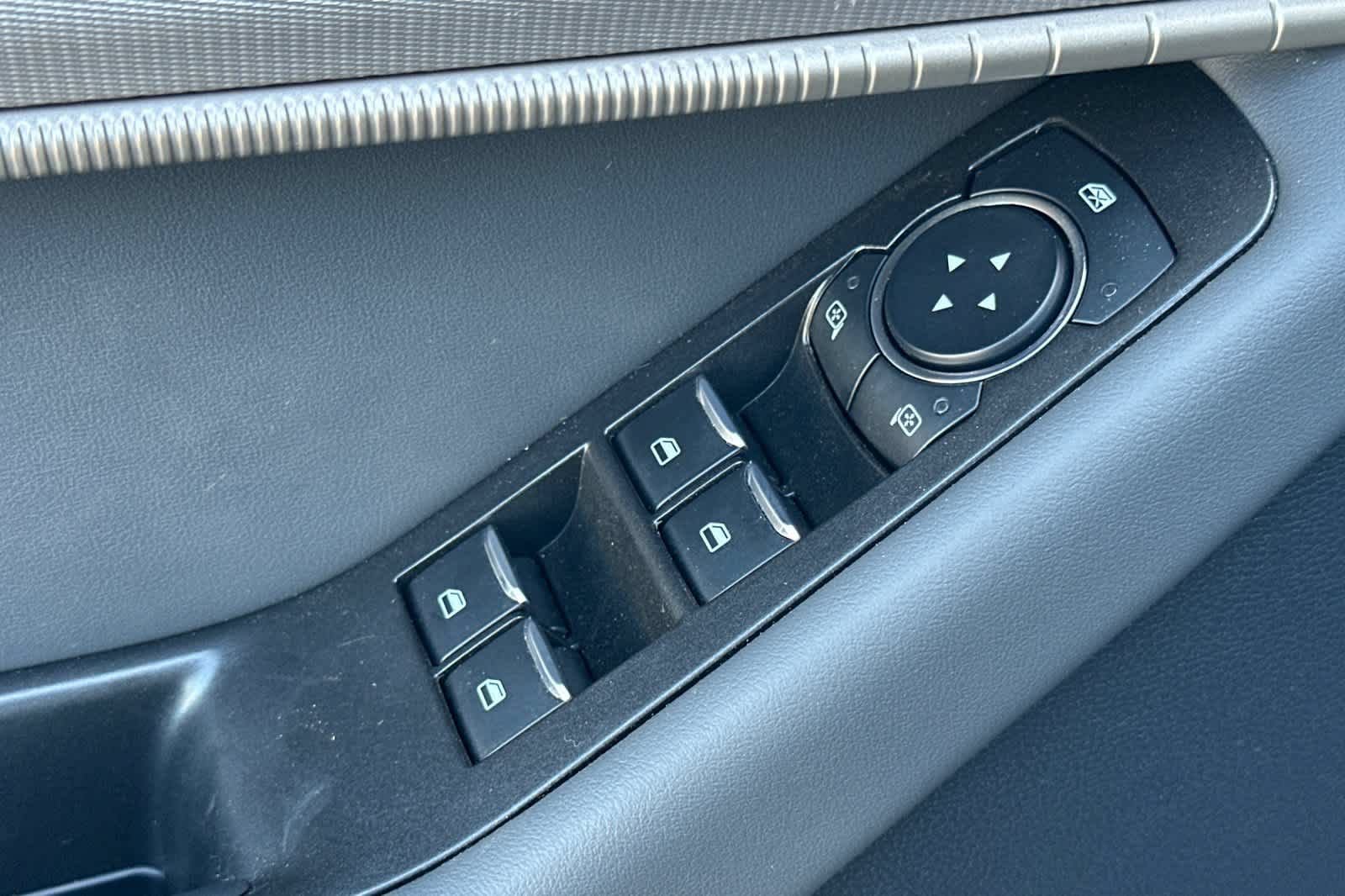 Certified 2025 Ford Explorer Active RWD image 14