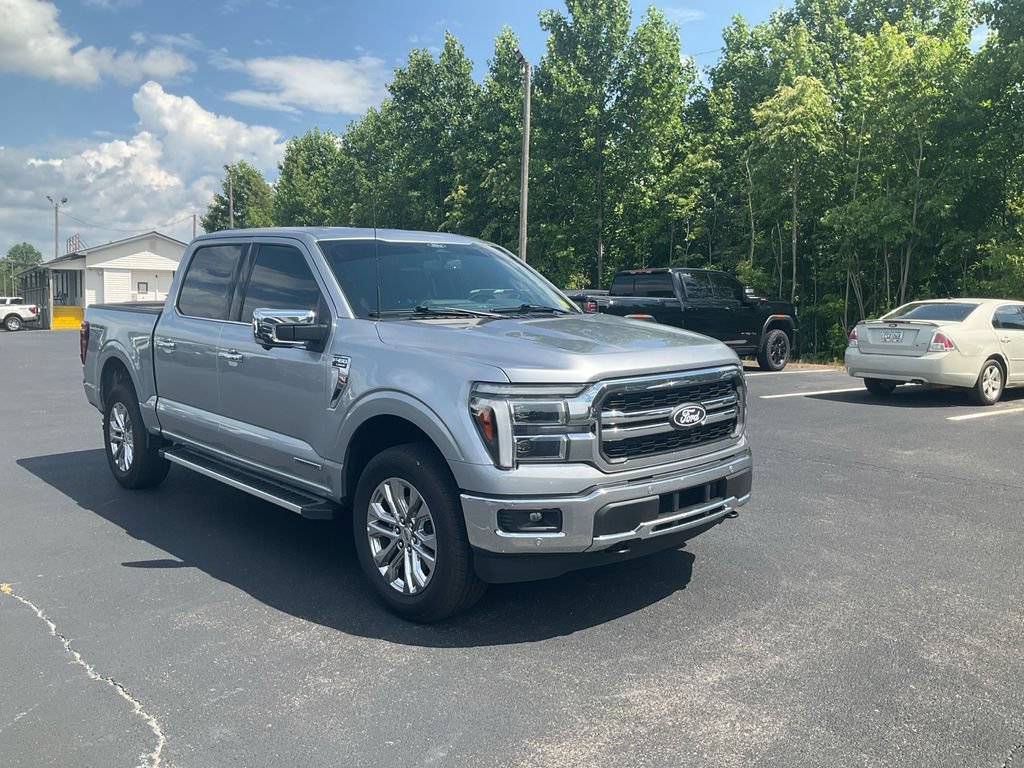 Certified 2025 Ford F150 Lariat w/ Equipment Group 501A Mid AWD/4WD image 3
