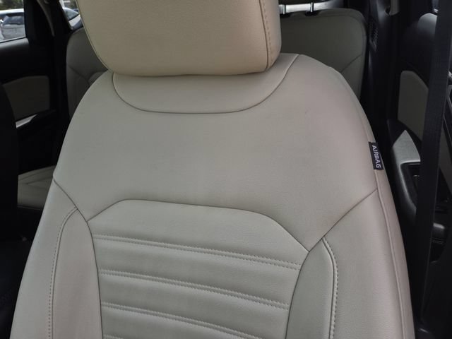 Certified 2020 Ford Edge SEL FWD image 15