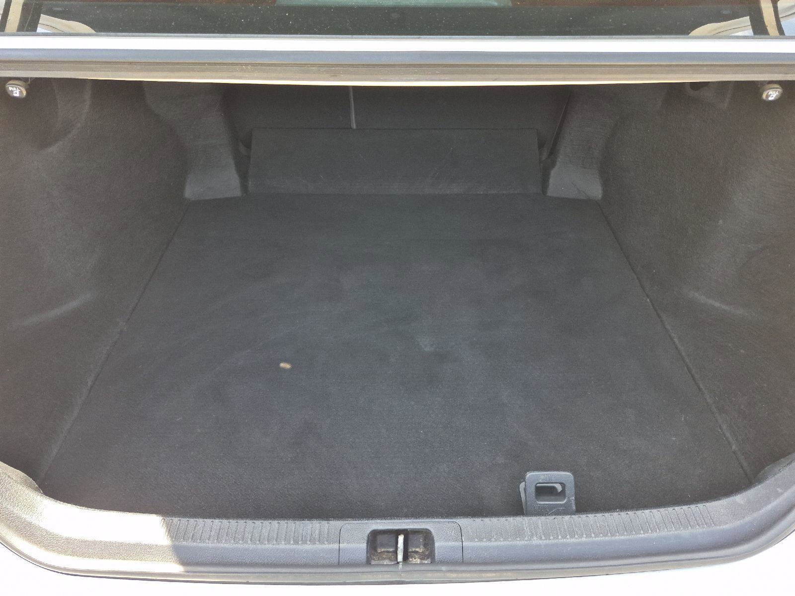 Used 2019 Toyota Camry SE FWD image 10