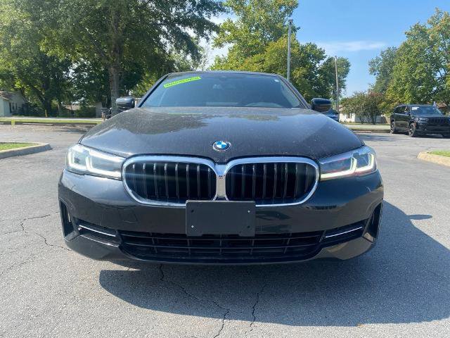 Used 2022 BMW 530i w/ Convenience Package image 2