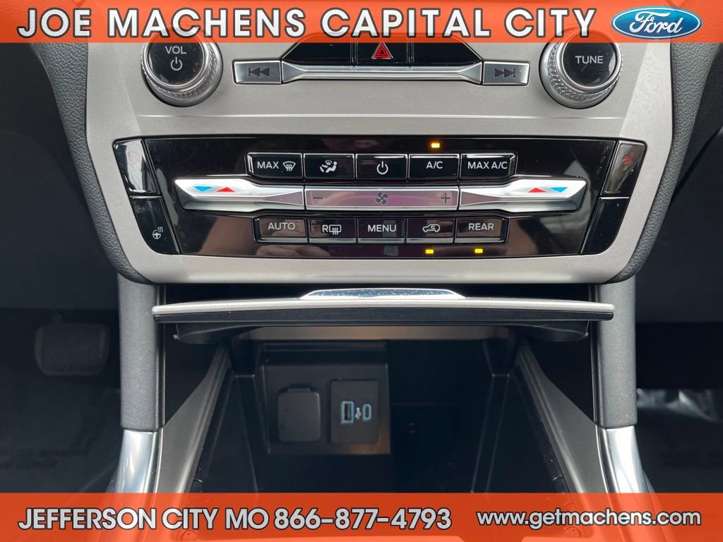 Certified 2023 Ford Explorer XLT w/ Equipment Group 202A image 14