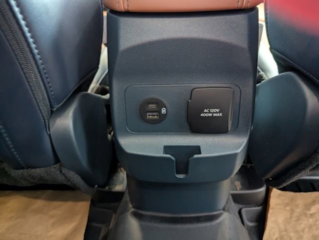 Certified 2024 Ford Maverick Lariat AWD/4WD image 16