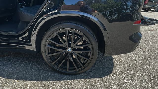 Used 2021 BMW X5 sDrive40i w/ M Sport Package RWD image 19