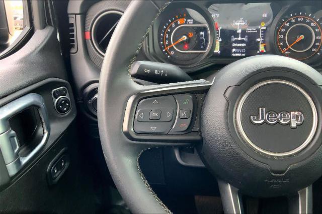 Used 2025 Jeep Wrangler Unlimited Rubicon AWD/4WD image 24