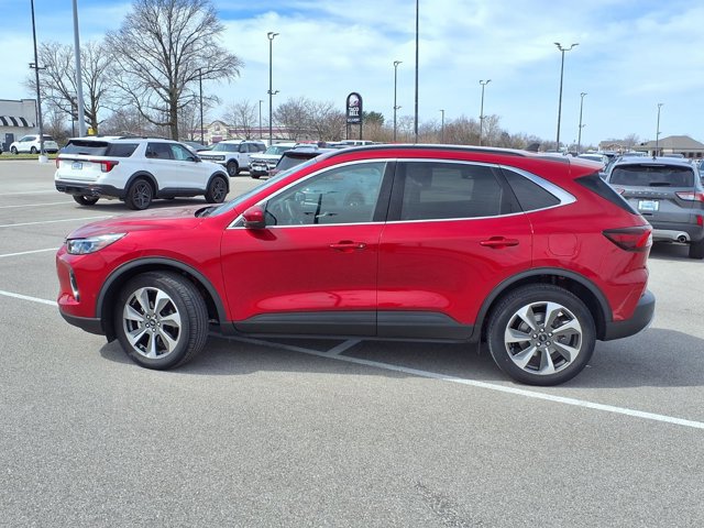 Certified 2023 Ford Escape Platinum w/ Premium Technology Package image 2