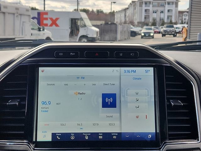 Certified 2022 Ford F350 Platinum w/ Snow Plow Prep Package image 16