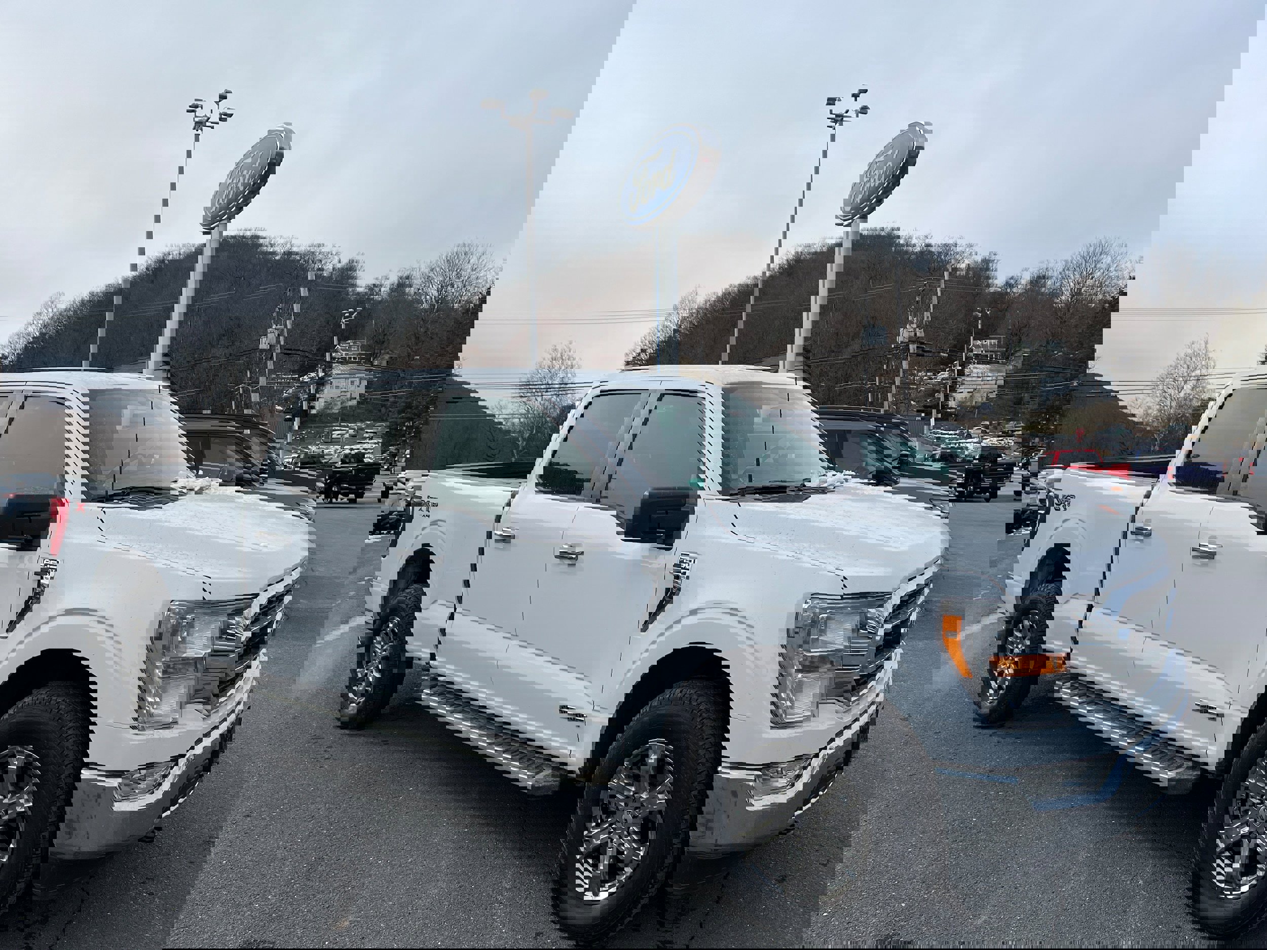 Certified 2022 Ford F150 XLT w/ XTR Package image 3