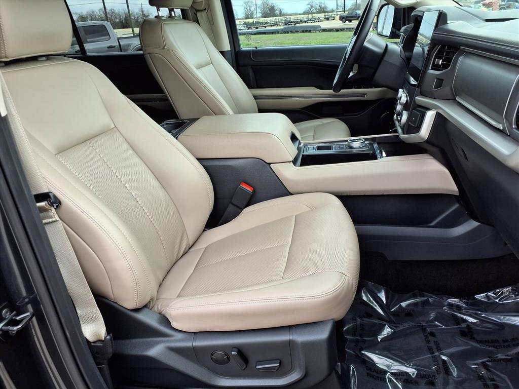 Certified 2022 Ford Expedition XLT image 29