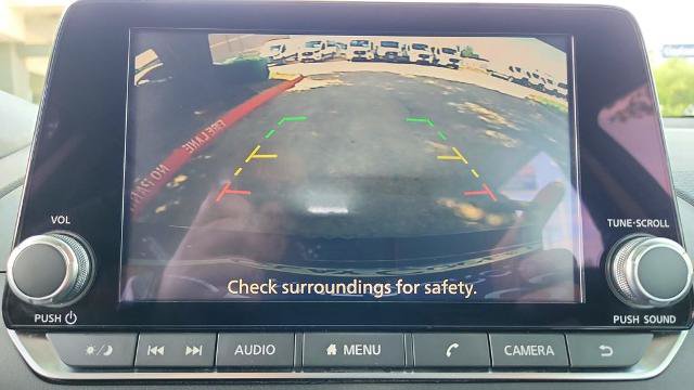 Used 2024 Nissan Altima 2.5 SV FWD image 18