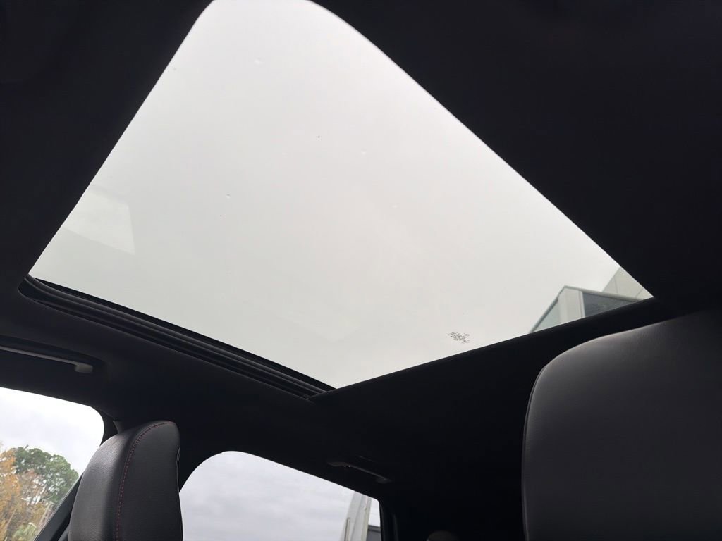 Certified 2022 Ford Edge ST-Line image 30