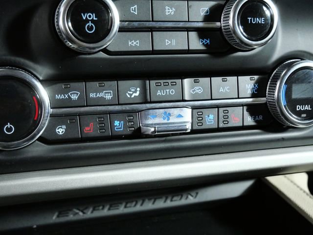 Certified 2023 Ford Expedition Max XLT image 20