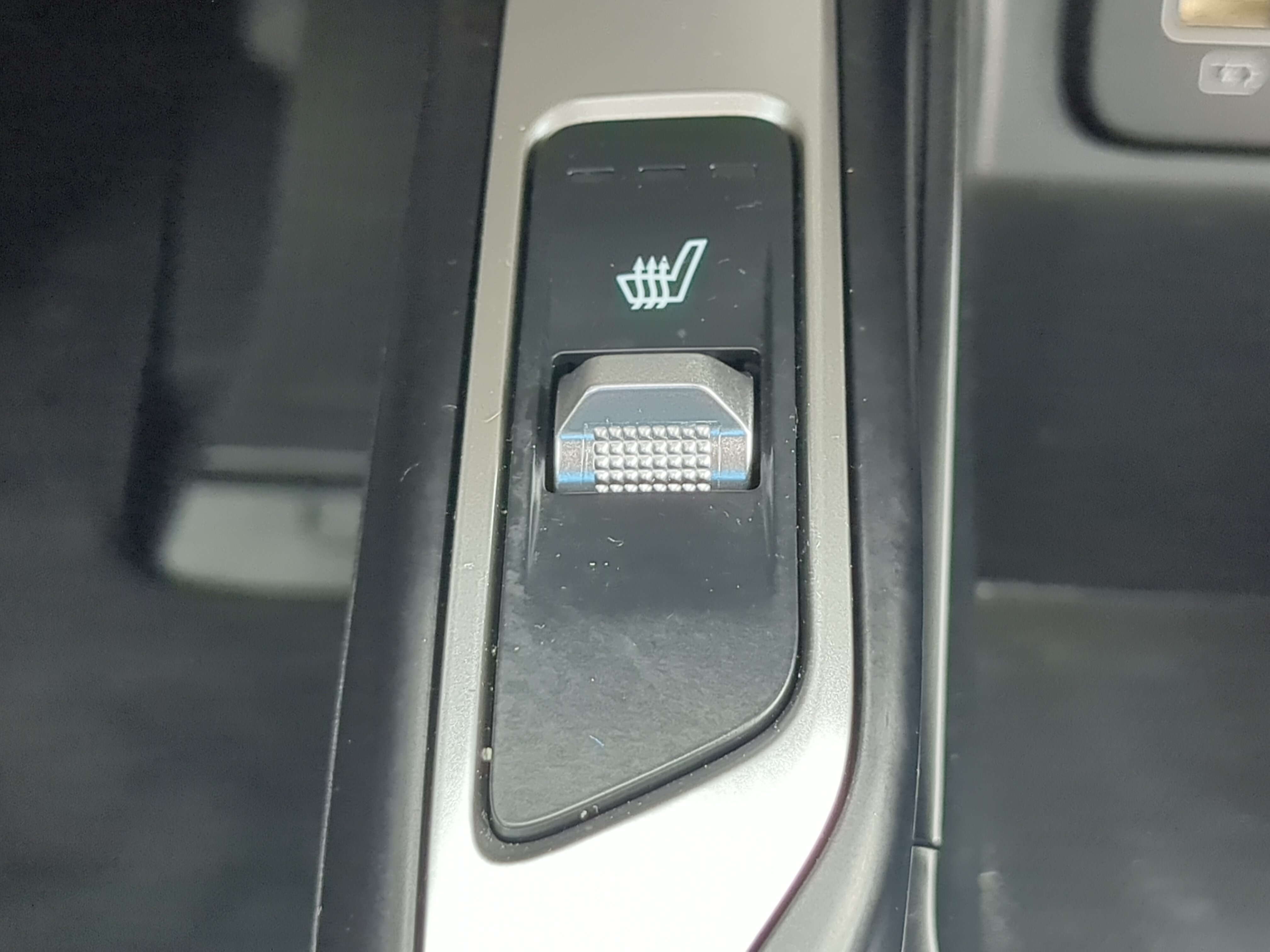 Used 2023 Kia Sorento EX FWD image 21