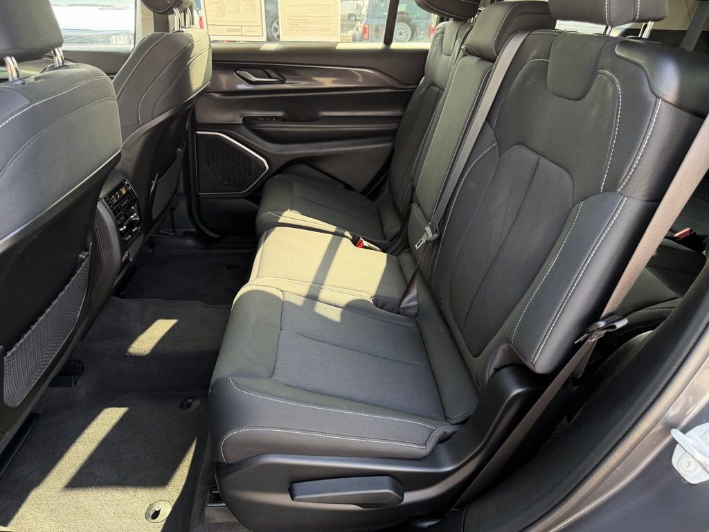 Used 2021 Jeep Grand Cherokee L Laredo w/ Luxury Tech Group I image 29