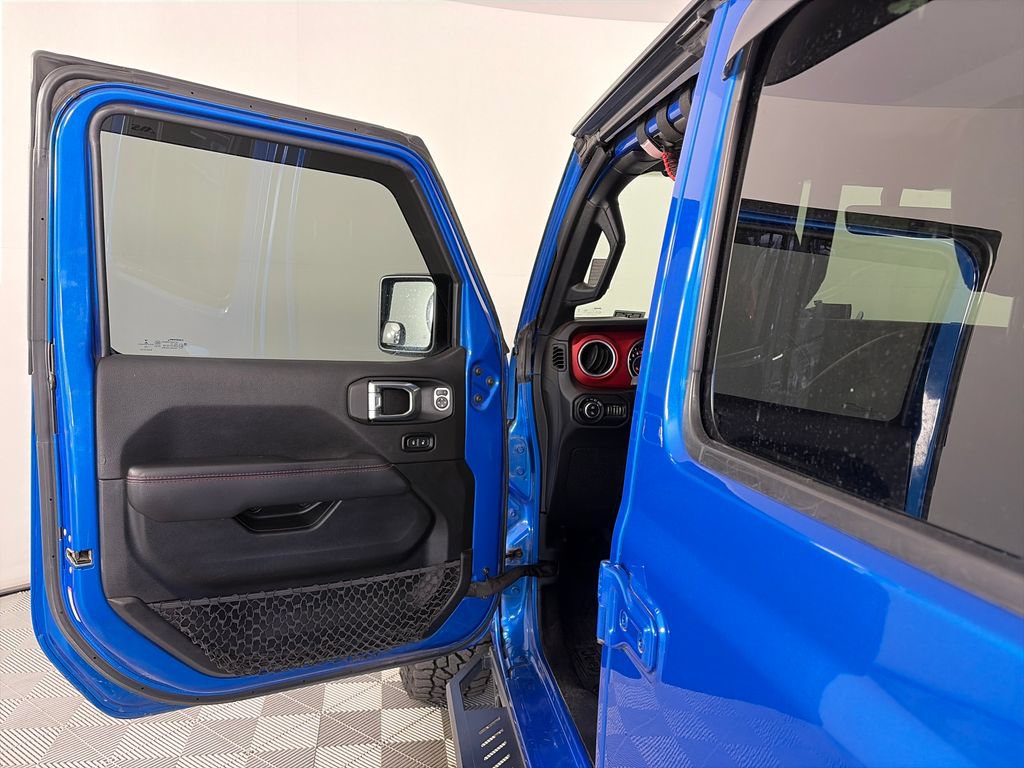 Used 2022 Jeep Gladiator Rubicon w/ LED Lighting Group AWD/4WD image 10