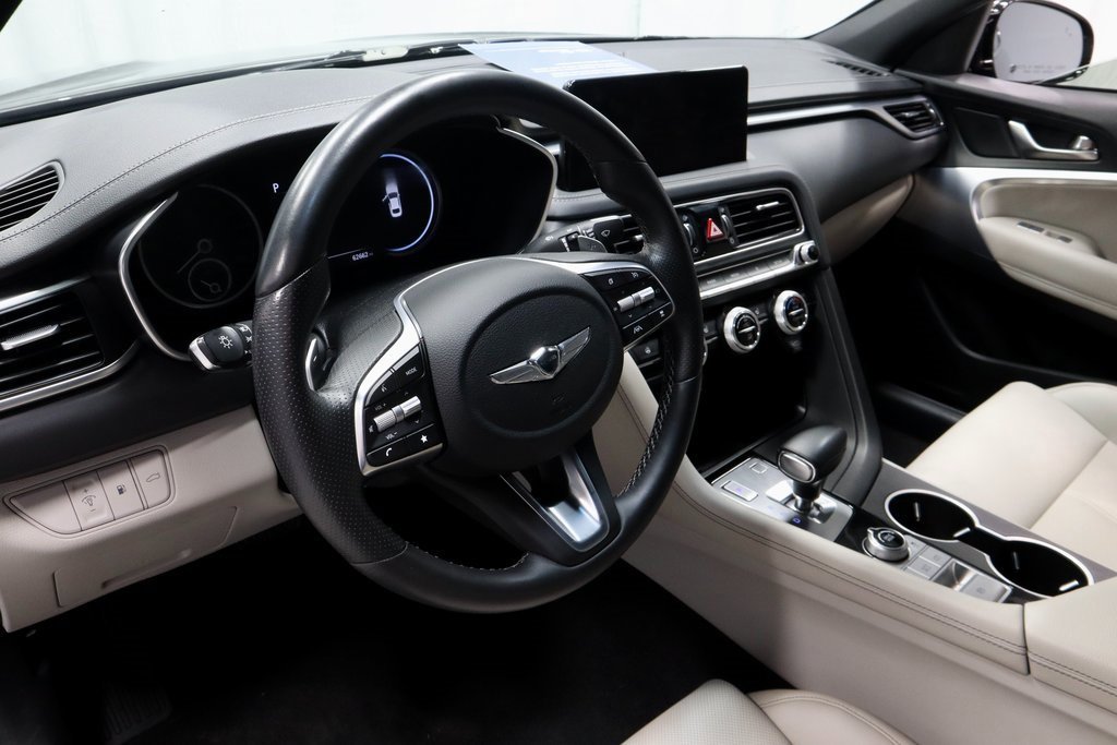Used 2023 Genesis G70 2.0T image 26