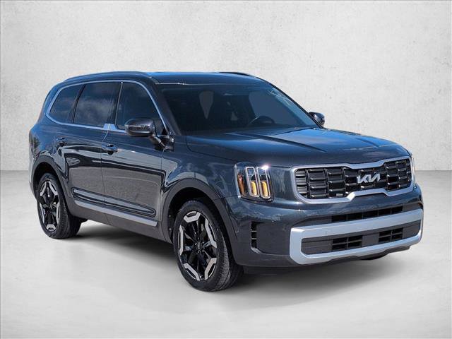 Used 2024 Kia Telluride S AWD/4WD image 3