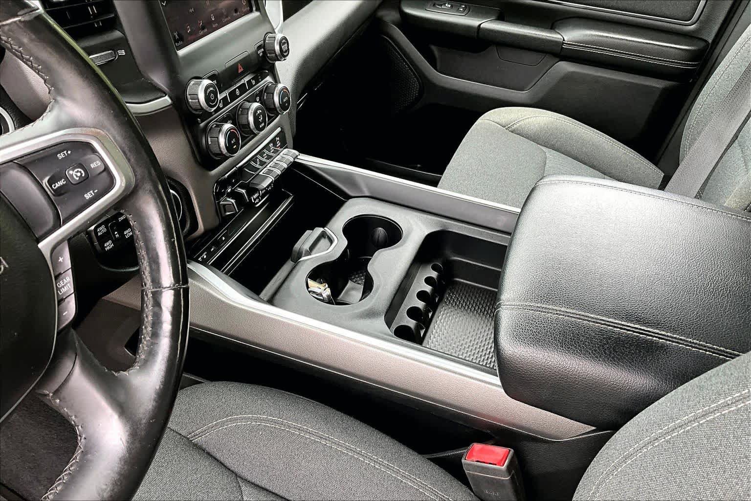 Used 2019 RAM 1500 Big Horn AWD/4WD image 17