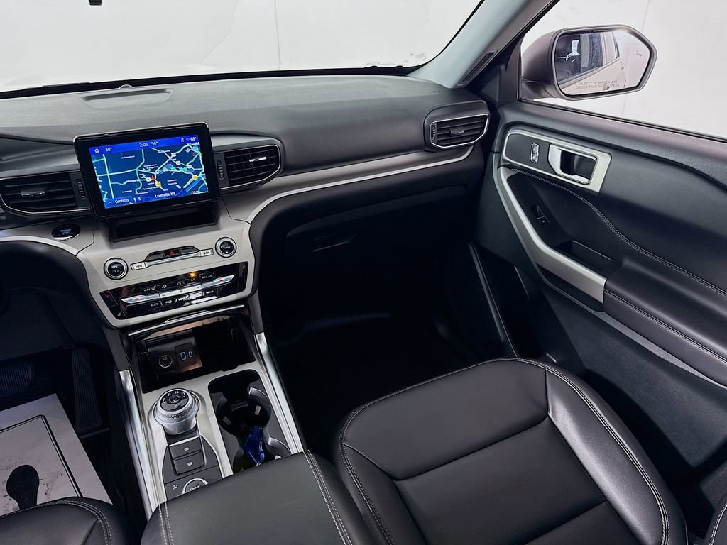 Certified 2023 Ford Explorer XLT w/ Equipment Group 202A image 25