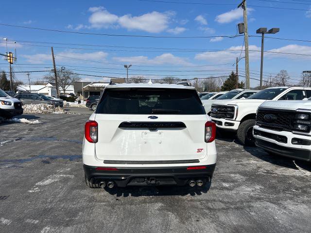 Certified 2022 Ford Explorer ST w/ Equipment Group 401A image 15