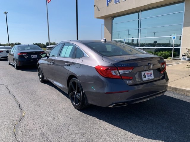 Used 2019 Honda Accord Sport image 3