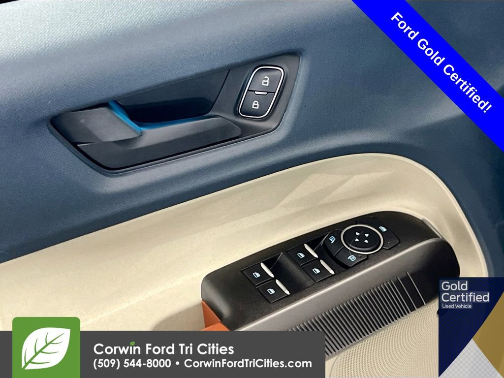 Certified 2025 Ford Maverick Lariat w/ 4K Tow Package image 12