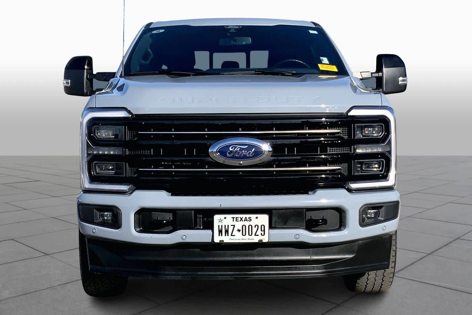 Certified 2025 Ford F250 Platinum AWD/4WD image 6