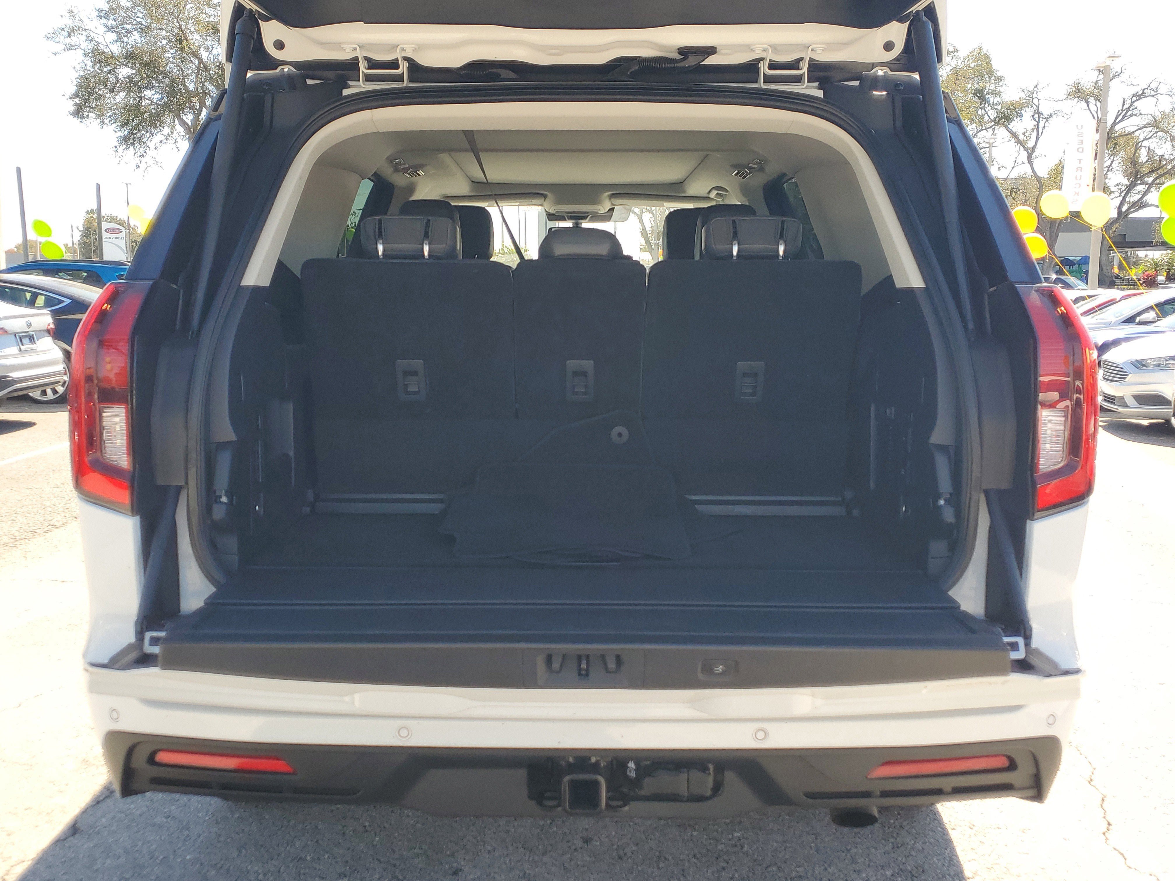 Certified 2025 Ford Expedition Active image 10