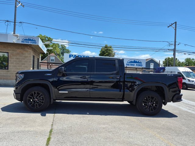 Used 2025 GMC Sierra 1500 Elevation AWD/4WD image 7