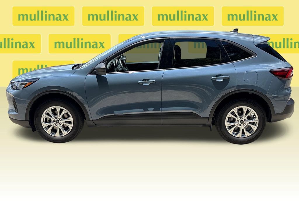 Certified 2025 Ford Escape Active FWD image 10