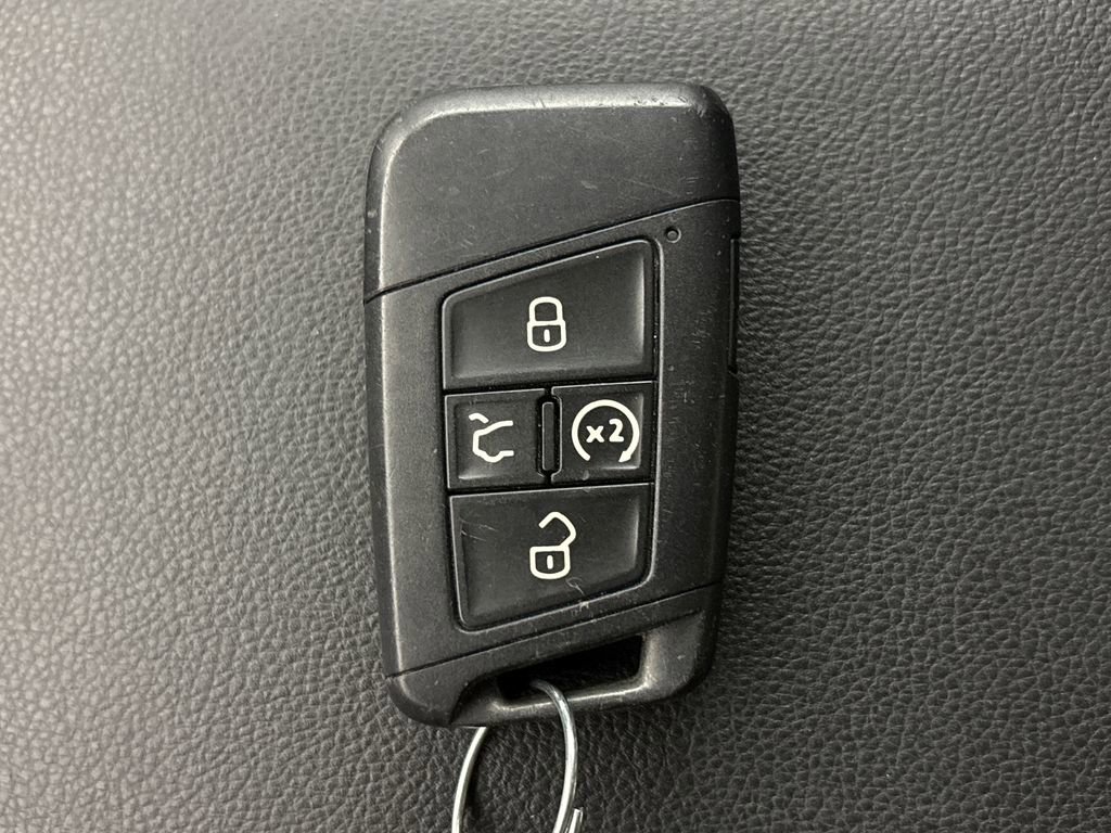 Used 2019 Volkswagen Atlas SE w/ Panoramic Sunroof Package AWD/4WD image 33