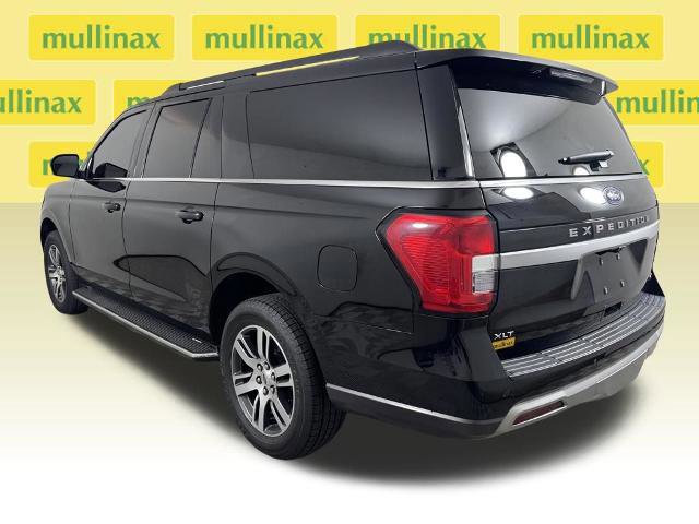 Certified 2022 Ford Expedition Max XLT image 3