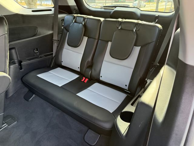 Certified 2022 Ford Explorer XLT w/ Equipment Group 202A image 7