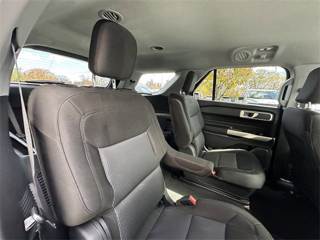 Certified 2022 Ford Explorer XLT image 38