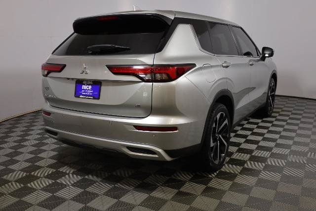 Used 2024 Mitsubishi Outlander SE AWD/4WD image 6