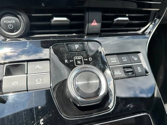 Used 2024 Toyota bZ4X AWD image 27