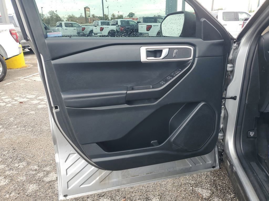 Certified 2021 Ford Explorer 4WD image 15