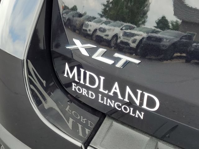 Certified 2023 Ford Explorer XLT w/ Equipment Group 202A AWD/4WD image 7