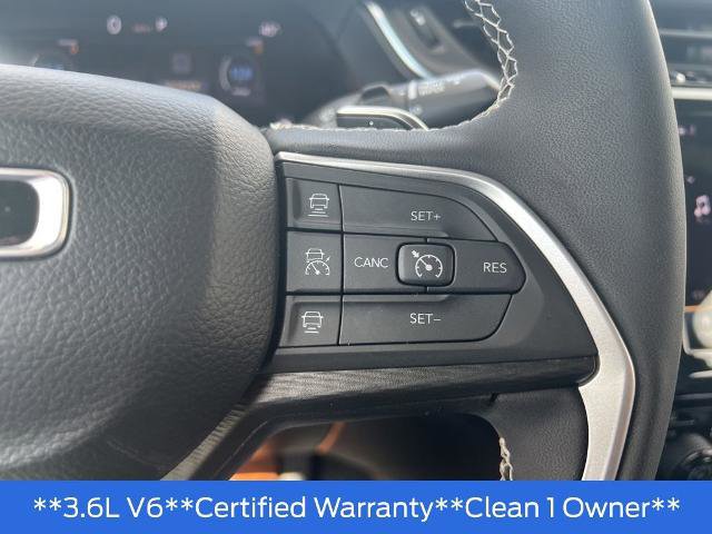 Used 2024 Jeep Grand Cherokee L Altitude AWD/4WD image 8
