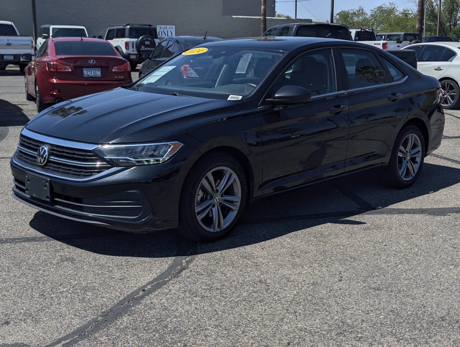 Used 2024 Volkswagen Jetta SE FWD image 5