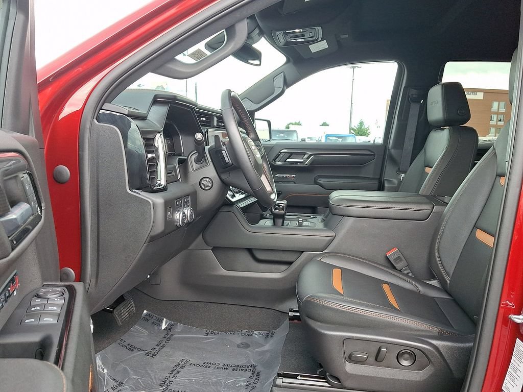 Used 2023 GMC Sierra 1500 AT4 w/ AT4 Preferred Package AWD/4WD image 14