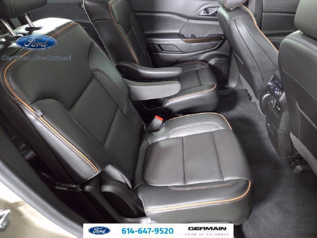 Used 2022 GMC Acadia AT4 w/ Technology Package AWD/4WD image 22