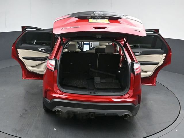 Certified 2022 Ford Edge Titanium w/ Class II Trailer Tow Package image 53