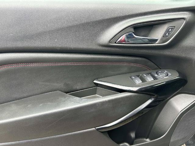 Used 2025 Chevrolet Trax RS w/ Driver Confidence Package FWD image 24
