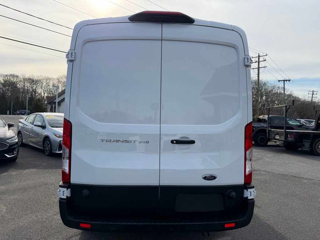 Certified 2024 Ford Transit 250 148 Medium Roof w/ Load Area Protection Package image 3